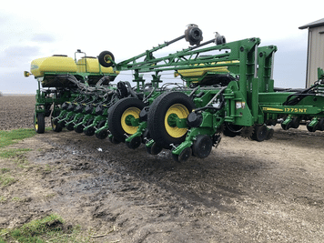 Main image John Deere 1775