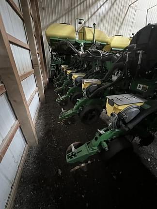 Image of John Deere 1775 equipment image 1