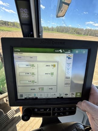 Image of John Deere 1775 Image 1