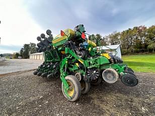 Main image John Deere 1795 9