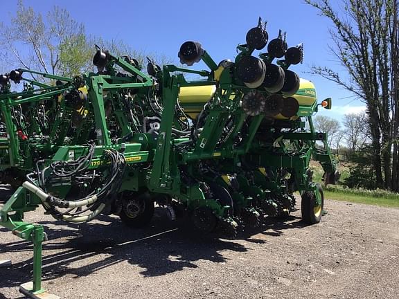 Image of John Deere 1795 Primary image