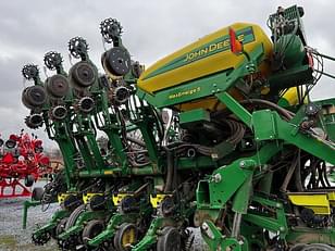 Main image John Deere 1795 11