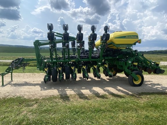 Main image John Deere 1795