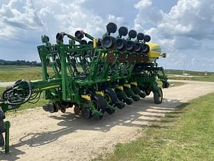 Main image John Deere 1795 3