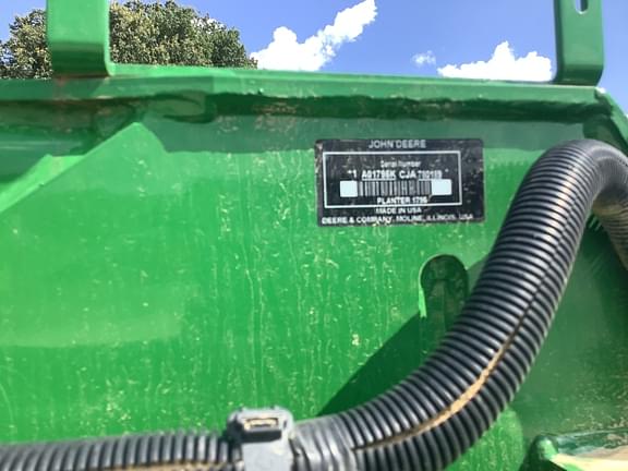 Image of John Deere 1795 equipment image 3