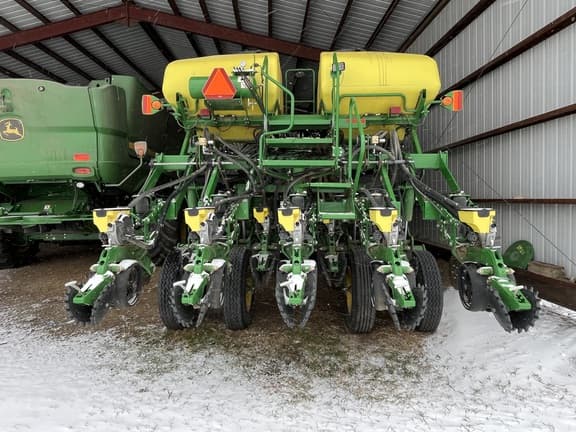 Image of John Deere 1795 equipment image 3