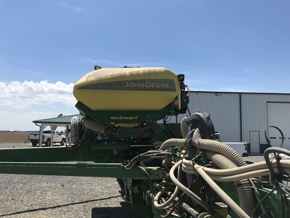 Main image John Deere 1795