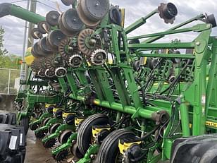 Main image John Deere 1795 3