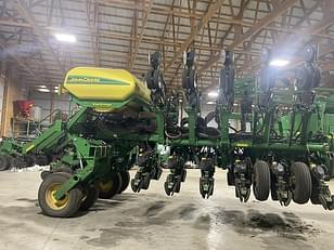 Main image John Deere 1795 35