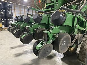 Main image John Deere 1795 7