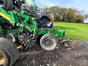 Main image John Deere 1795 35