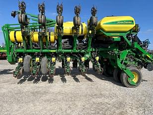 Main image John Deere 1795 6