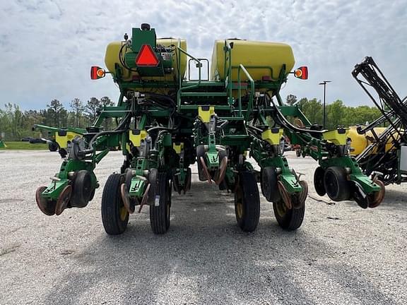 Image of John Deere 1795 equipment image 4