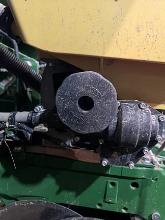 Image of John Deere 1795 equipment image 4