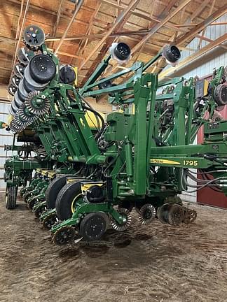 Image of John Deere 1795 Primary image