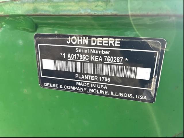 Image of John Deere 1795 equipment image 1