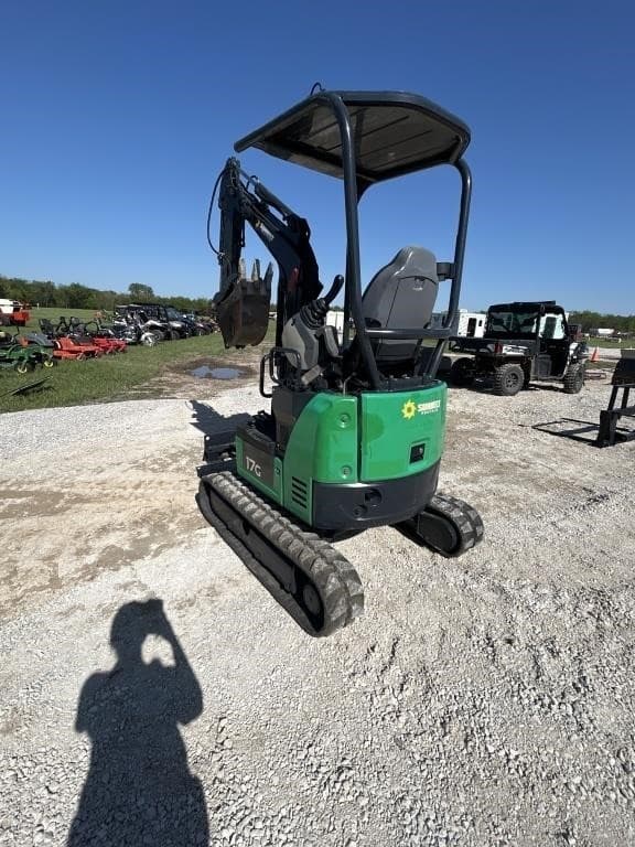 Image of John Deere 17G equipment image 2