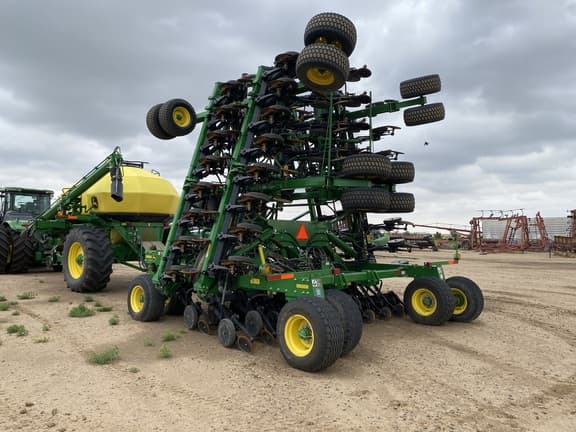 Image of John Deere 1890 equipment image 2