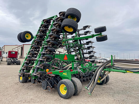 Image of John Deere 1890 equipment image 4