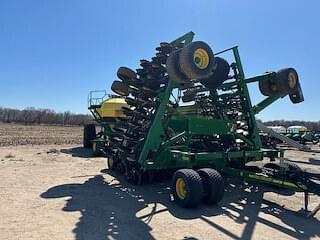 Image of John Deere 1890 equipment image 1