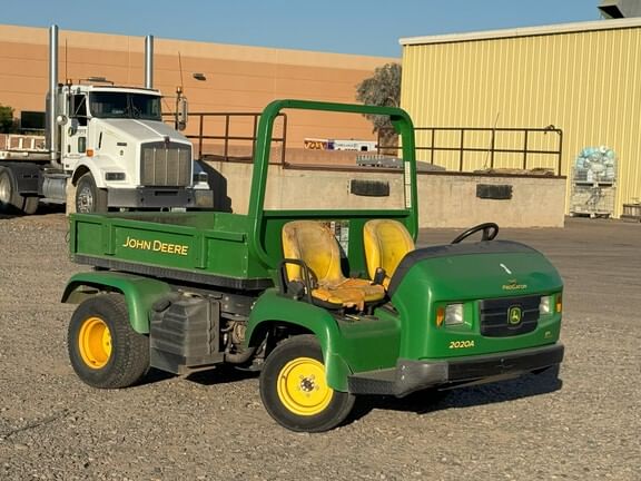 2018 John Deere 2020A Equipment Image0