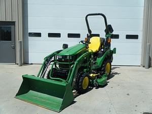 2018 John Deere 2025R Image