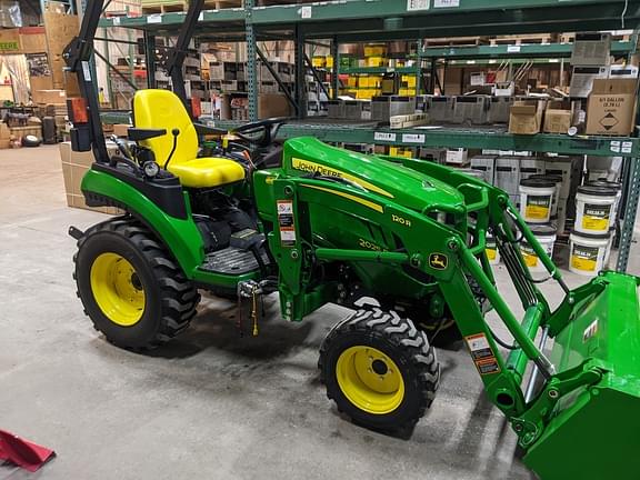 Image of John Deere 2025R equipment image 4