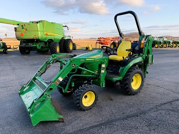 Image of John Deere 2025R equipment image 1