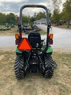 Image of John Deere 2025R equipment image 3