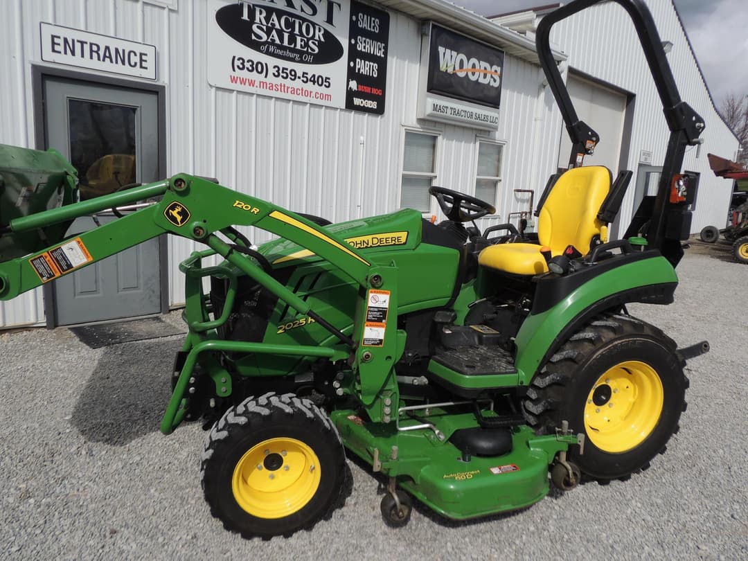 Image of John Deere 2025R Primary image