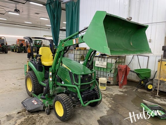 Main image John Deere 2025R