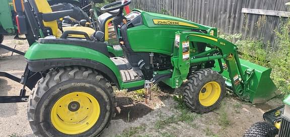 Image of John Deere 2025R Primary image