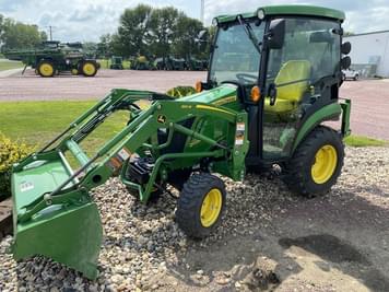 Main image John Deere 2025R