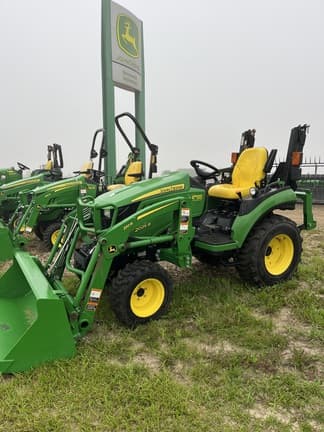 Main image John Deere 2025R