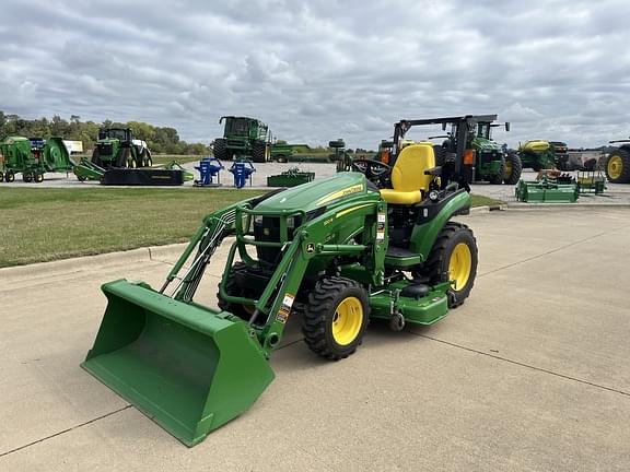 Image of John Deere 2025R equipment image 1