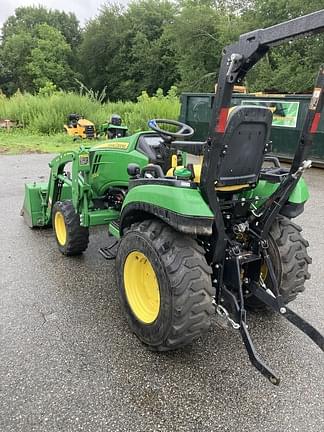 Image of John Deere 2025R equipment image 2