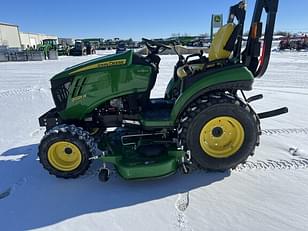 Main image John Deere 2025R