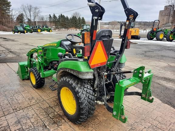 Image of John Deere 2025R equipment image 2