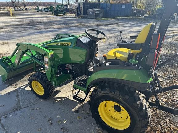 Thumbnail image John Deere 2025R 6