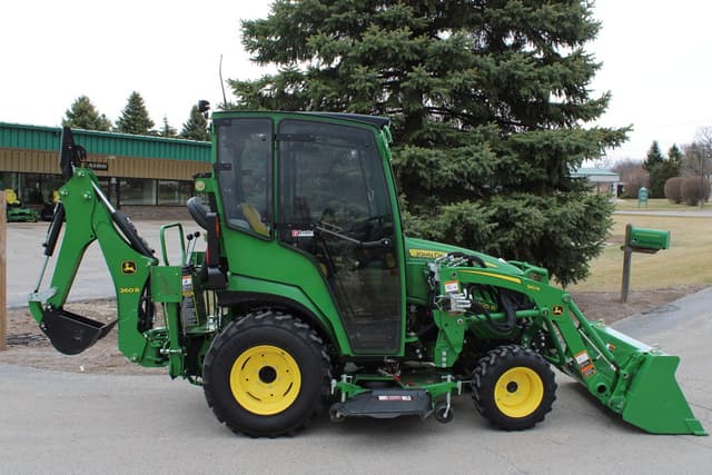 Image of John Deere 2025R equipment image 1