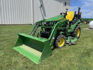 Main image John Deere 2025R