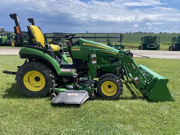 Image of John Deere 2025R equipment image 3