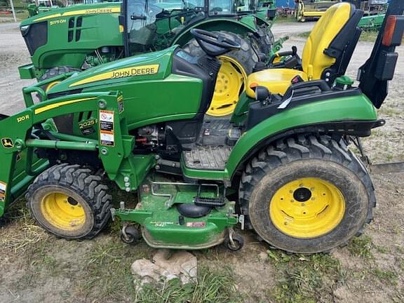 Image of John Deere 2025R Primary image