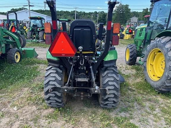 Image of John Deere 2025R equipment image 2