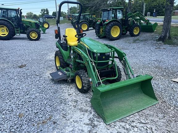 Image of John Deere 2025R equipment image 2