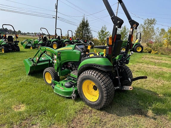 Image of John Deere 2025R equipment image 3