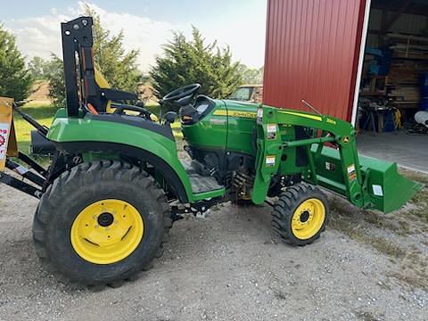 Image of John Deere 2032R equipment image 3