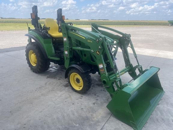 Image of John Deere 2032R Primary image