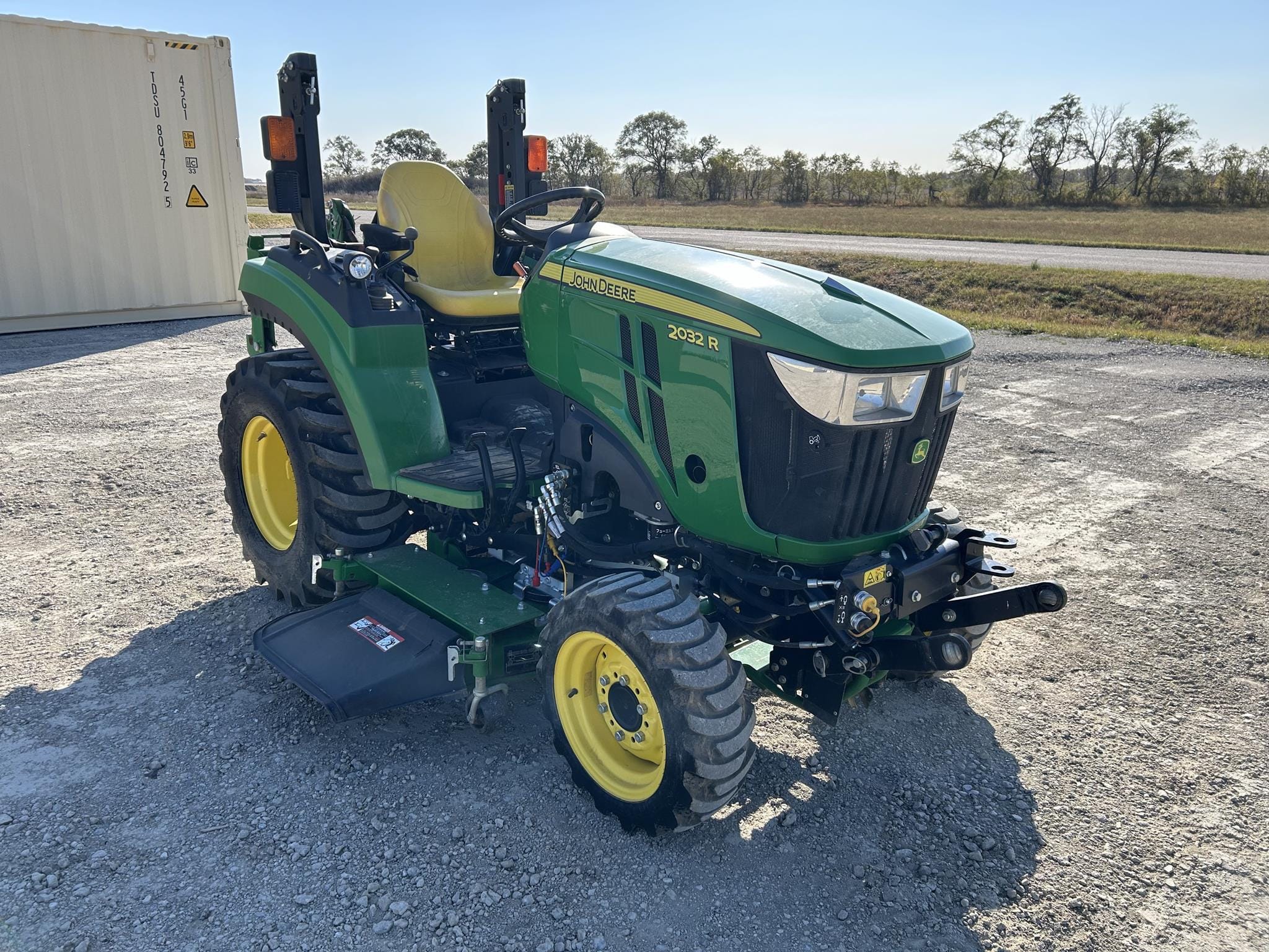Main image John Deere 2032R
