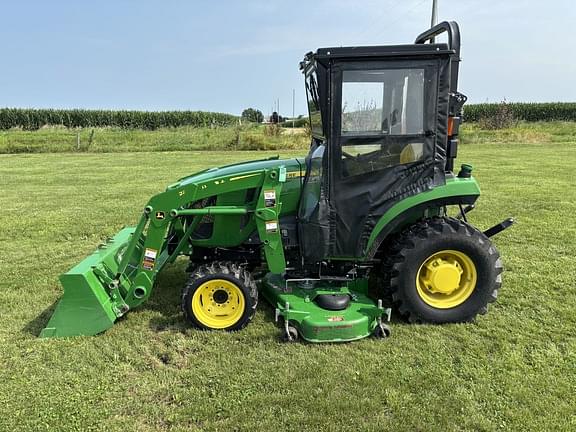Image of John Deere 2032R equipment image 1